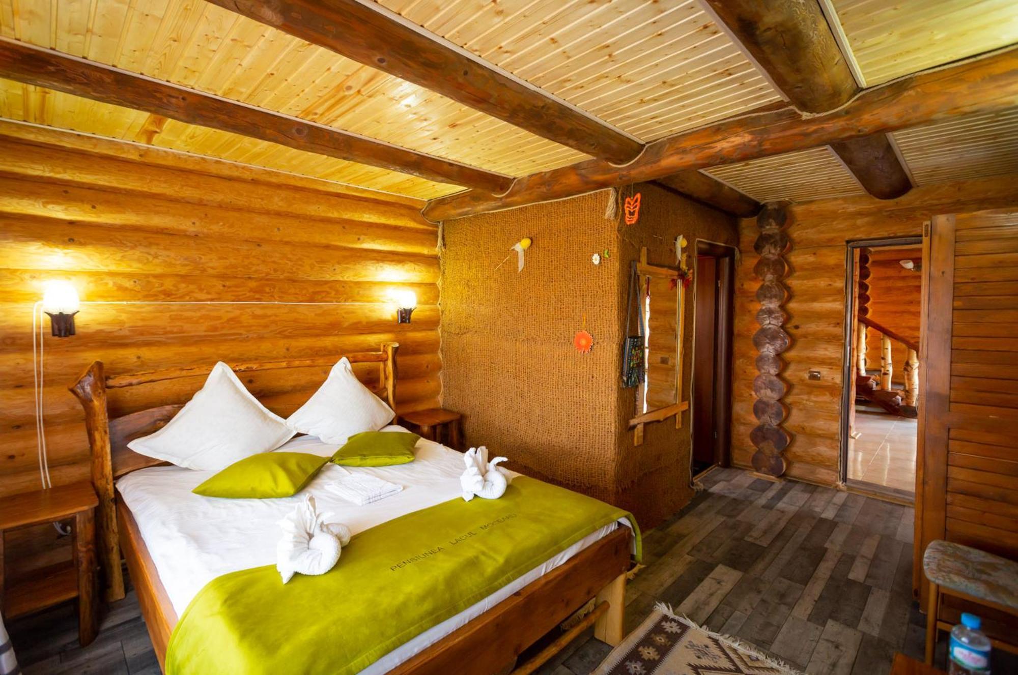 Hotel Pensiunea Lacul Mocearu Budesti  Exterior foto